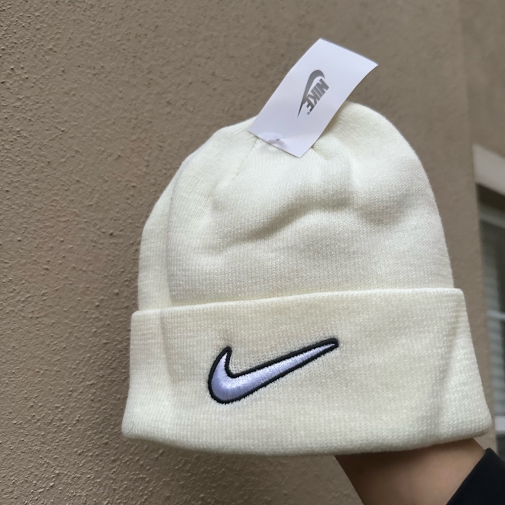 White beanie